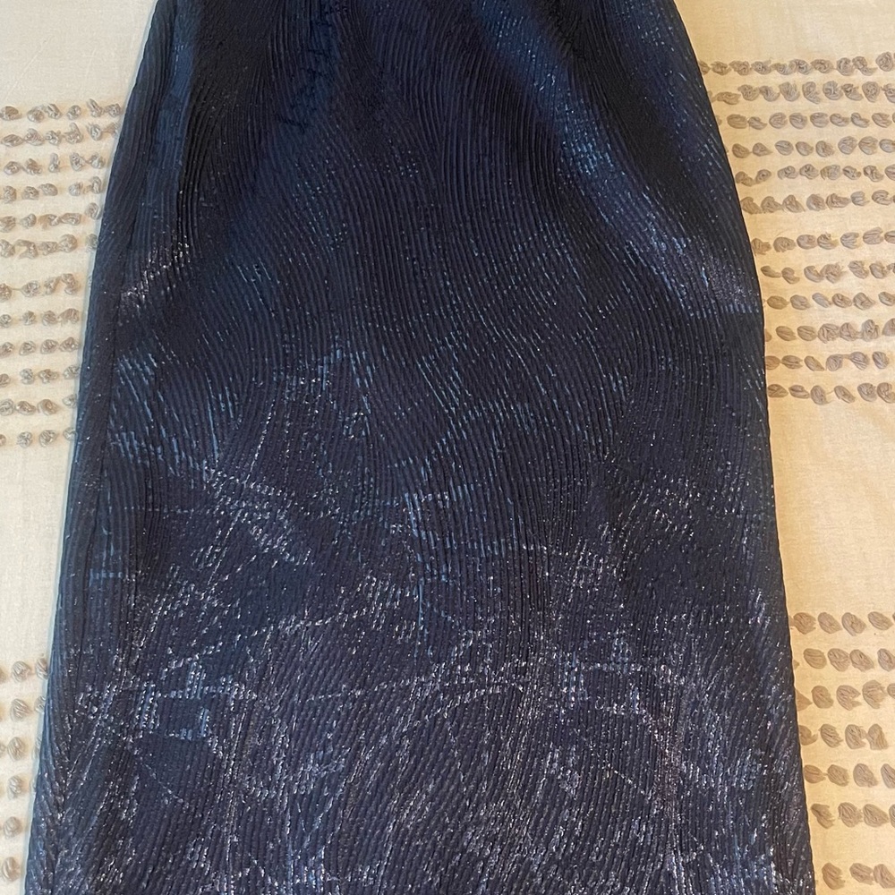 Teri Jon Mother-of-the-Bride dress. - Picture 5 of 6